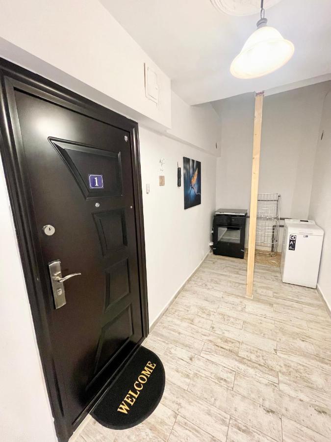 Prime 1 Studio Bucarest Extérieur photo